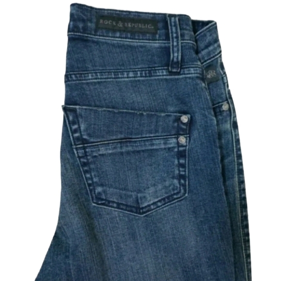 Rock & Republic~Size 4M~"Kashmiere" Dark Wash  Distressed Skinny Jeans Stretch. - Picture 6 of 9